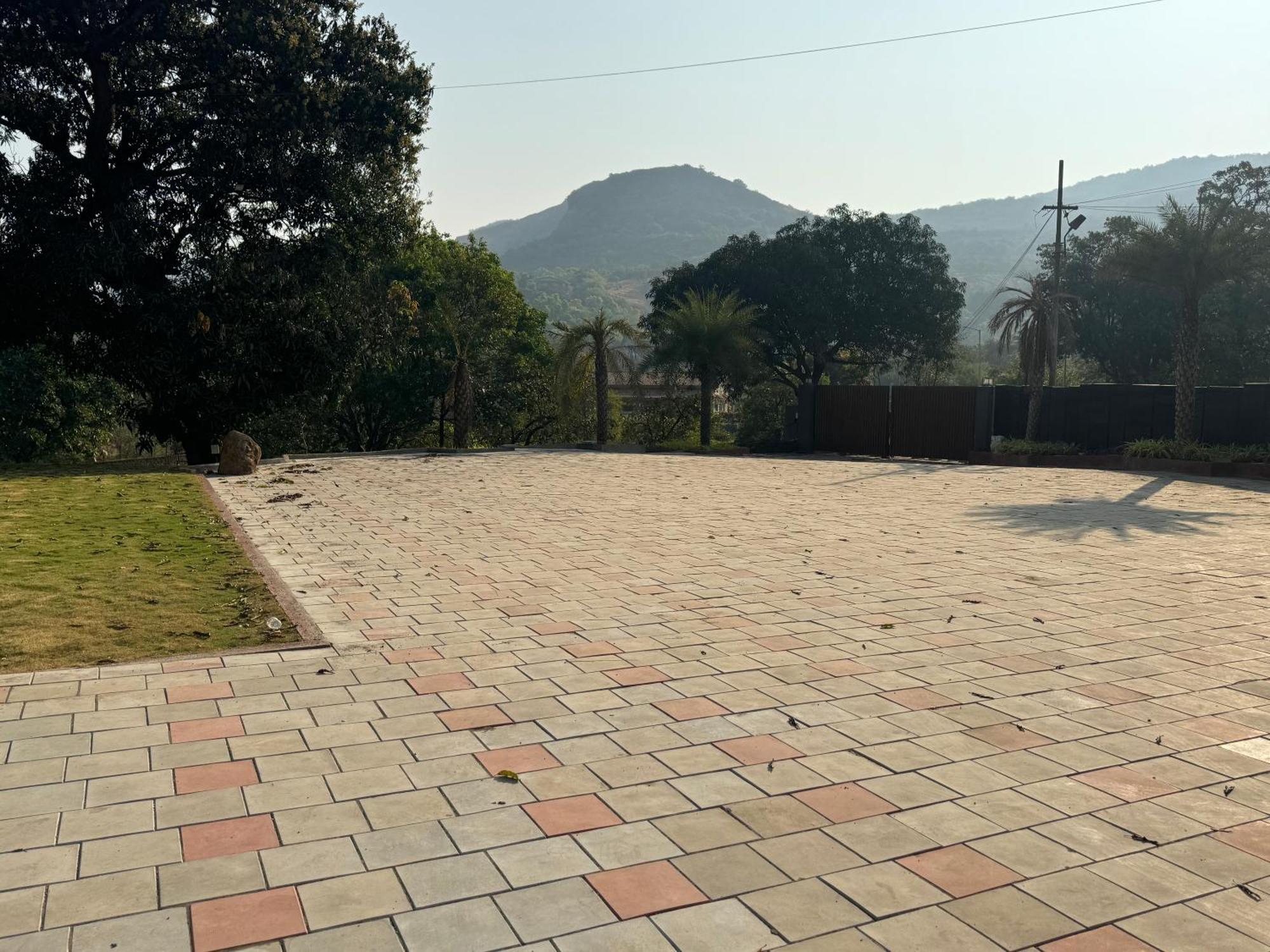 Ananta Villa Lonavala Ngoại thất bức ảnh